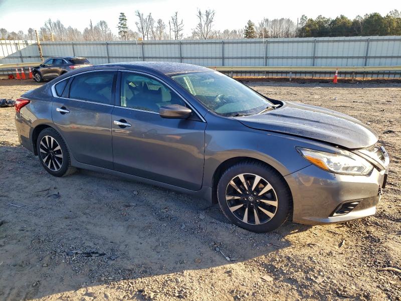 Photo 4 from auction – 2017 NISSAN ALTIMA 2.5 with VIN 1N4AL3AP3HC490488