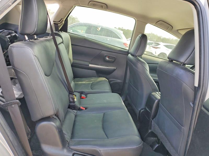 Photo 10 from auction – 2015 TOYOTA PRIUS V with VIN JTDZN3EU3FJ022504
