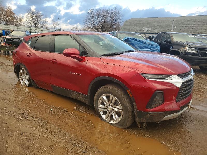 Photo 4 from auction – 2021 CHEVROLET BLAZER with VIN 3GNKBBRA6MS585988