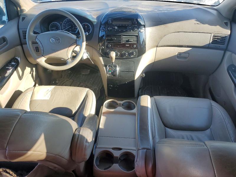 Photo 8 from auction – 2005 TOYOTA SIENNA with VIN 5TDZA23C15S225229