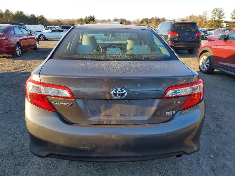 Photo 6 from auction – 2014 TOYOTA CAMRY HYBR with VIN 4T1BD1FK2EU106053