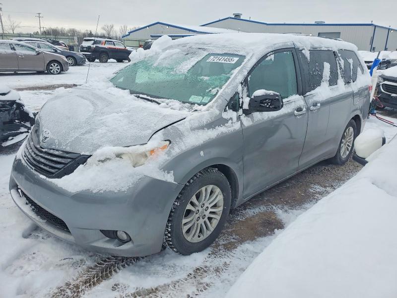 TOYOTA SIENNA XLE 2013 con VIN 5TDYK3DC8DS322844 - Foto de la subasta