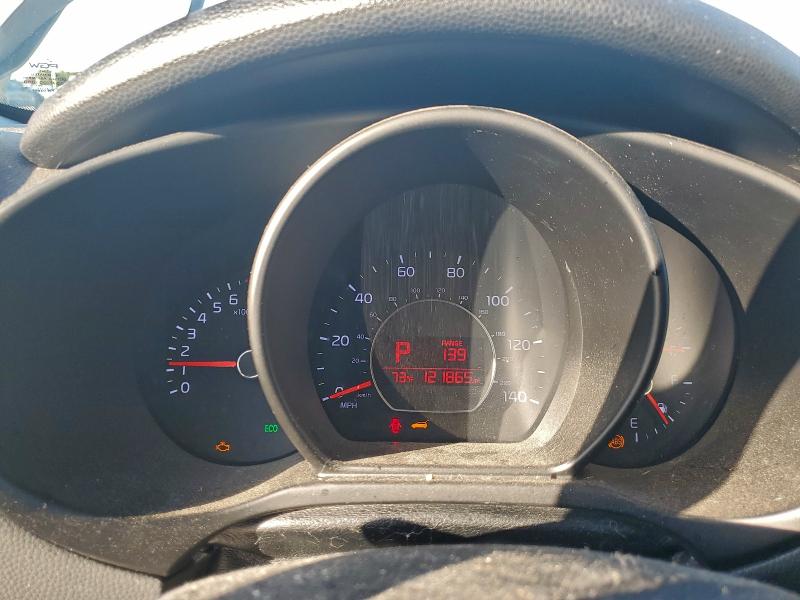Photo 9 from auction – 2016 KIA SOUL with VIN KNDJN2A21G7247627