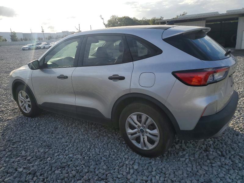 Photo 2 from auction – 2020 FORD ESCAPE S with VIN 1FMCU0F66LUA59284