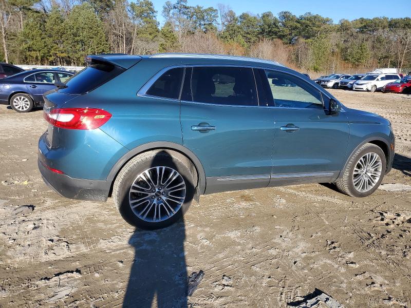 Photo 3 from auction – 2016 LINCOLN MKX RESERV with VIN 2LMTJ8LR1GBL61054
