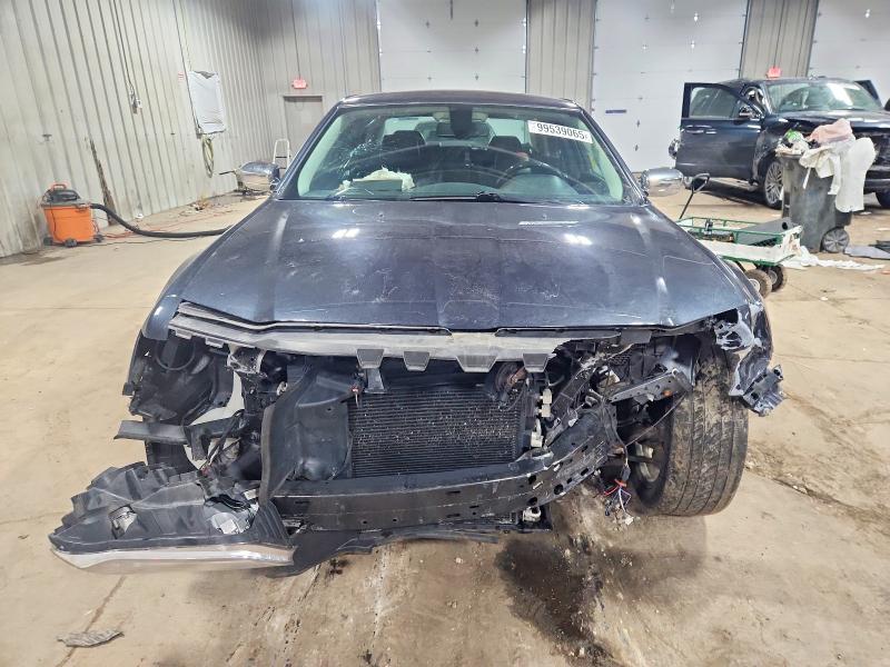 Foto 5 de la subasta – 2019 CHRYSLER 300 LIMITE con VIN 2C3CCAEG9KH528154