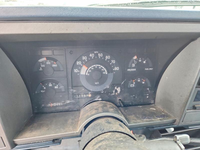 Photo 9 from auction – 1989 CHEVROLET GMT-400 C1 with VIN 2GCEC14H8K1175400