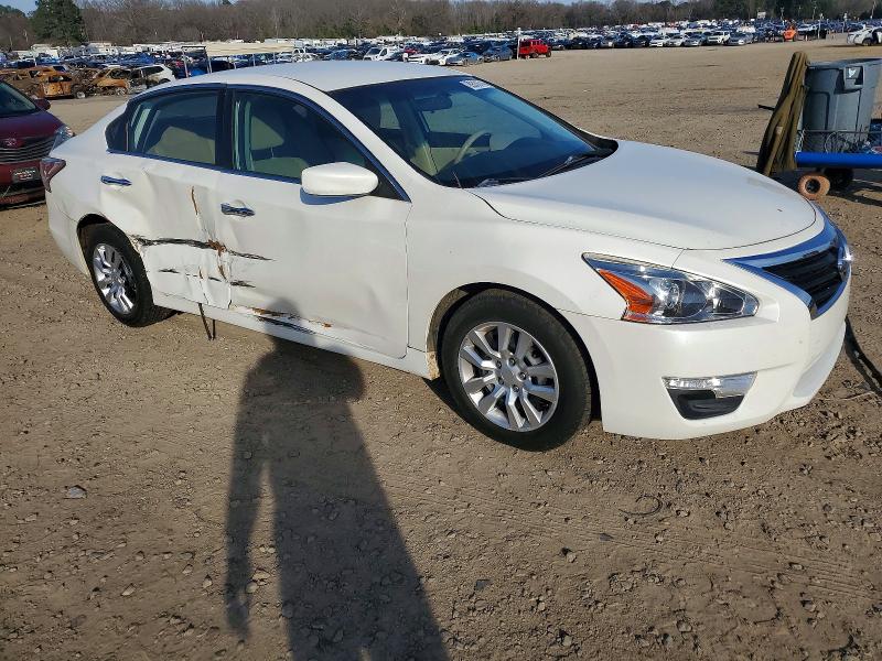 Photo 4 from auction – 2014 NISSAN ALTIMA 2.5 with VIN 1N4AL3AP5EC110272