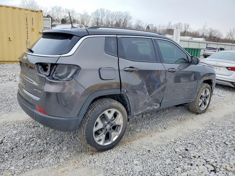 Photo 3 from auction – 2018 JEEP COMPASS LI with VIN 3C4NJDCB9JT212097