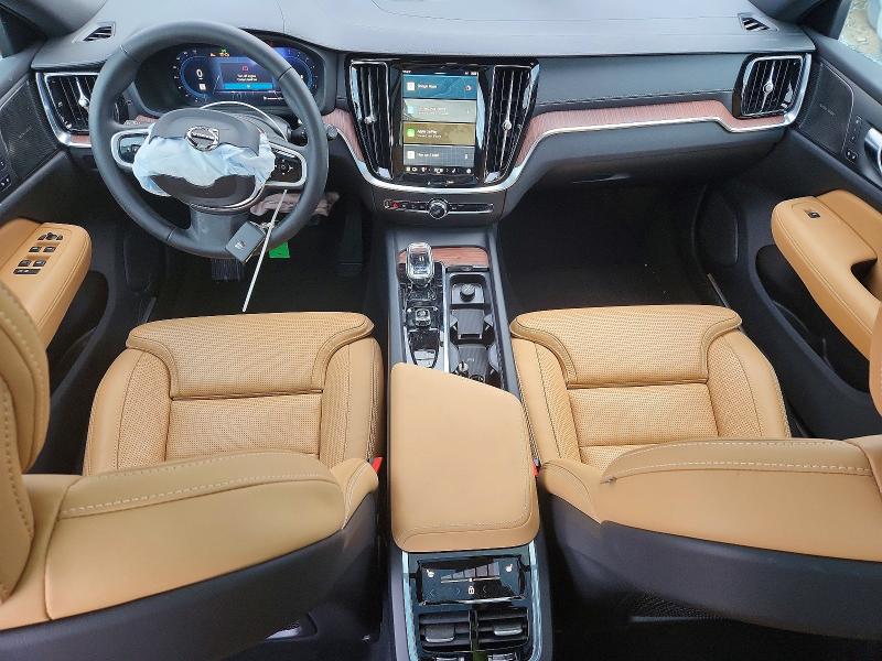 Photo 8 from auction – 2025 VOLVO V60 CROSS with VIN YV4L12WL8S2147808