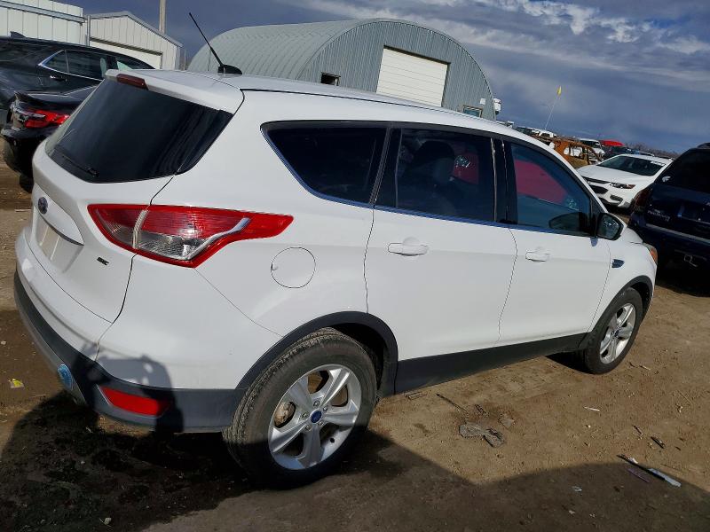 Photo 3 from auction – 2016 FORD ESCAPE SE with VIN 1FMCU0G71GUA23368