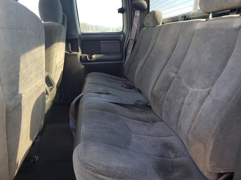 Photo 10 from auction – 2004 CHEVROLET SILVERADO with VIN 1GCEC19T14E386114