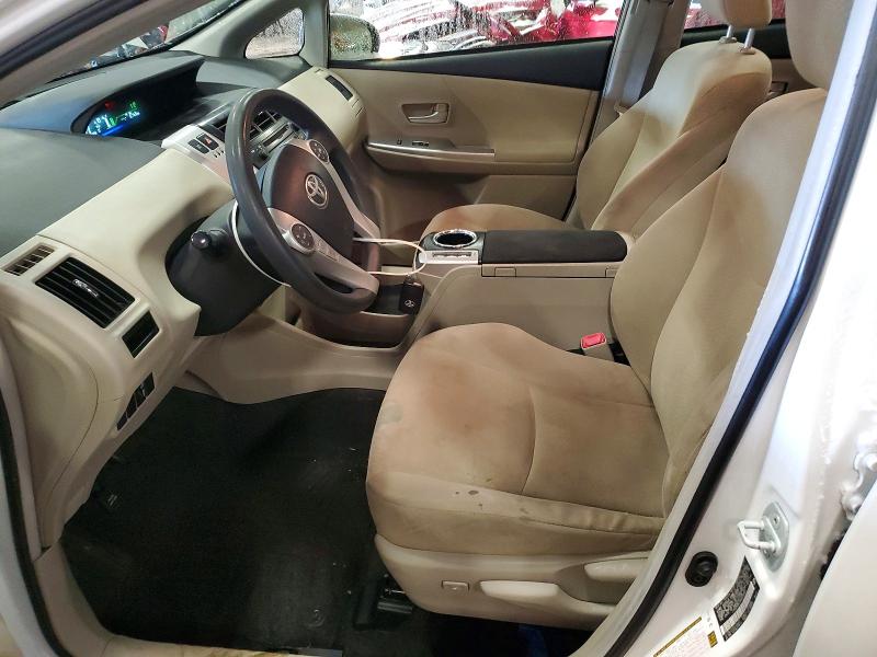 Photo 7 from auction – 2013 TOYOTA PRIUS V with VIN JTDZN3EU9D3220862