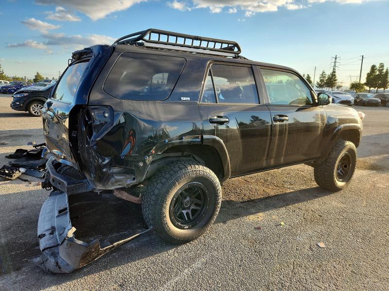 Photo 3 from auction – 2019 TOYOTA 4RUNNER SR with VIN JTEBU5JR3K5734656