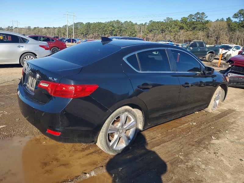Photo 3 from auction – 2013 ACURA ILX with VIN 19VDE1F74DE004023