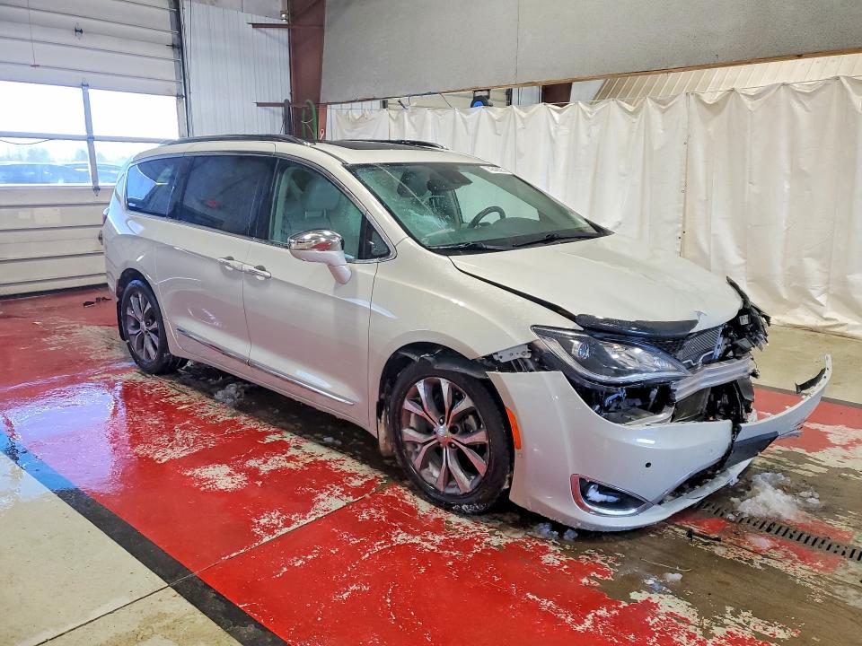 Photo 4 from auction – 2020 CHRYSLER PACIFICA L with VIN 2C4RC1GG4LR127691