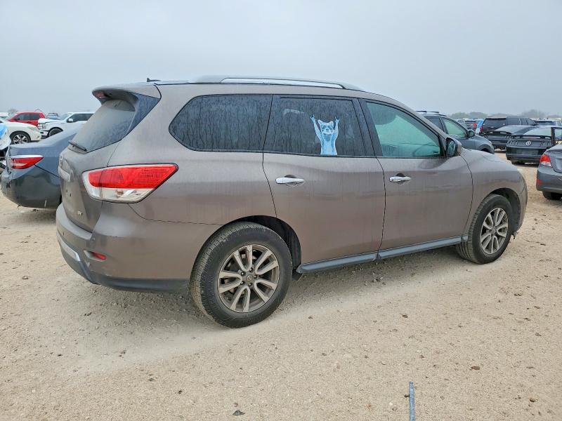 Photo 3 from auction – 2014 NISSAN PATHFINDER with VIN 5N1AR2MN9EC658509