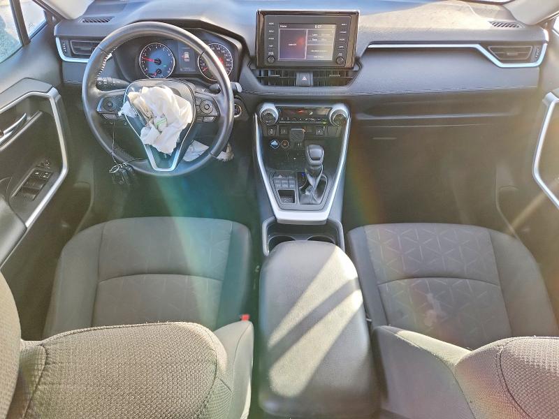 Photo 8 from auction – 2019 TOYOTA RAV4 XLE with VIN 2T3R1RFV9KC028133