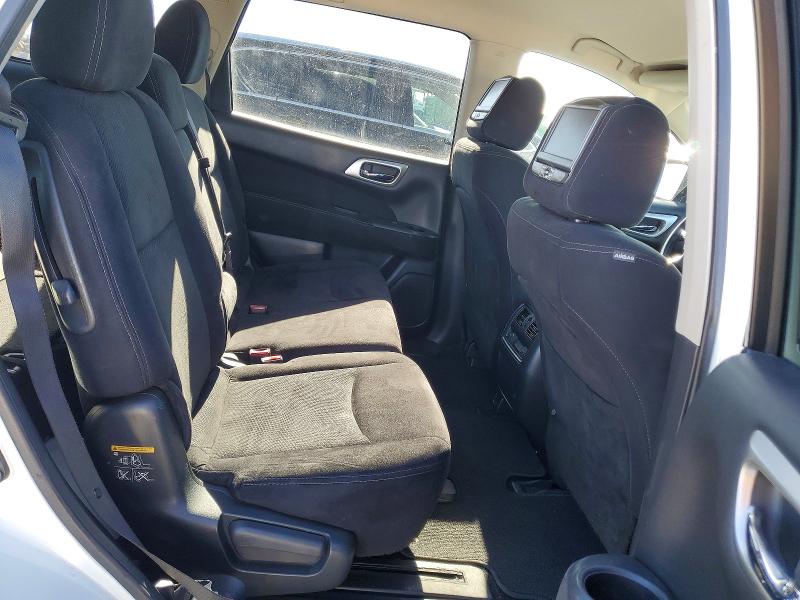 Photo 11 from auction – 2015 NISSAN PATHFINDER with VIN 5N1AR2MM8FC631939