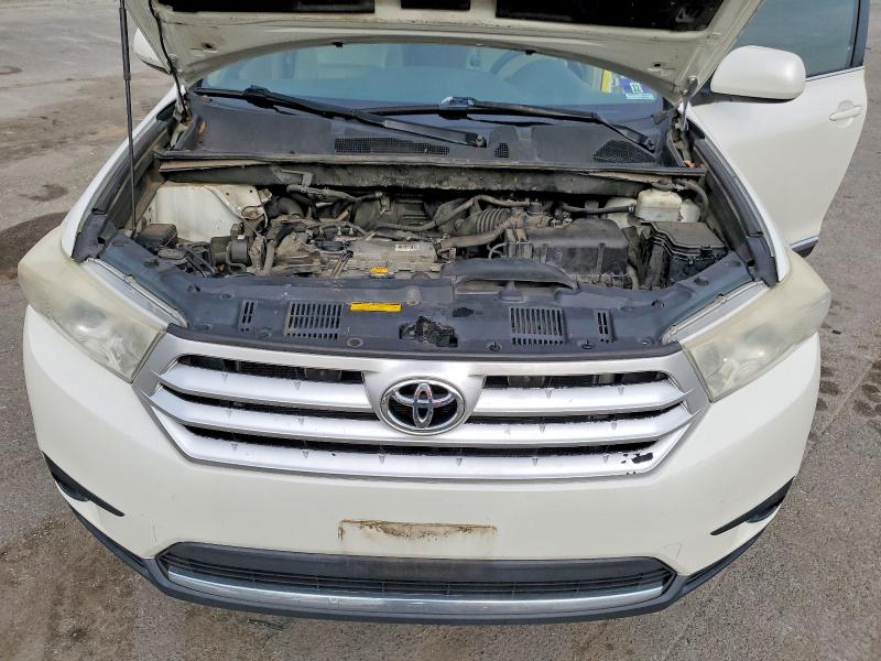 Photo 11 from auction – 2013 TOYOTA HIGHLANDER with VIN 5TDZA3EH2DS042919