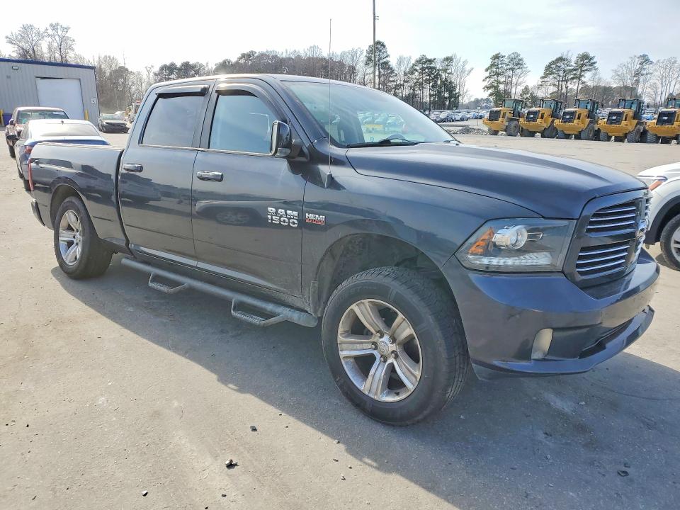 Photo 4 from auction – 2014 RAM 1500 with VIN 1C6RR7UT1ES290746