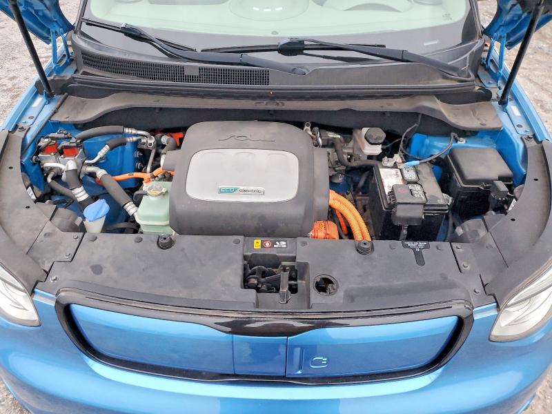 Photo 11 from auction – 2017 KIA SOUL EV + with VIN KNDJX3AE9H7019967