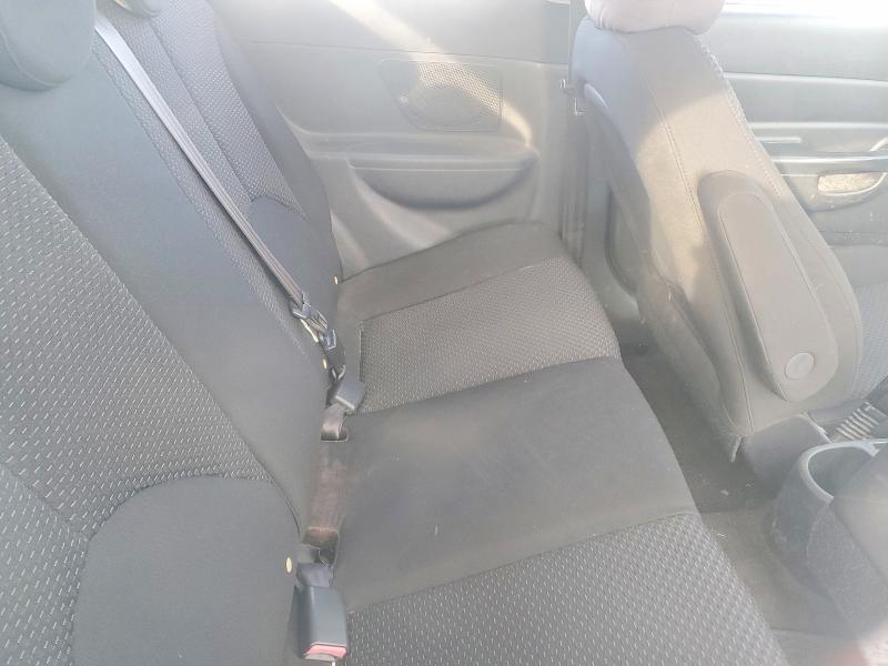 Photo 10 from auction – 2010 HYUNDAI ACCENT BLU with VIN KMHCM3AC8AU180975