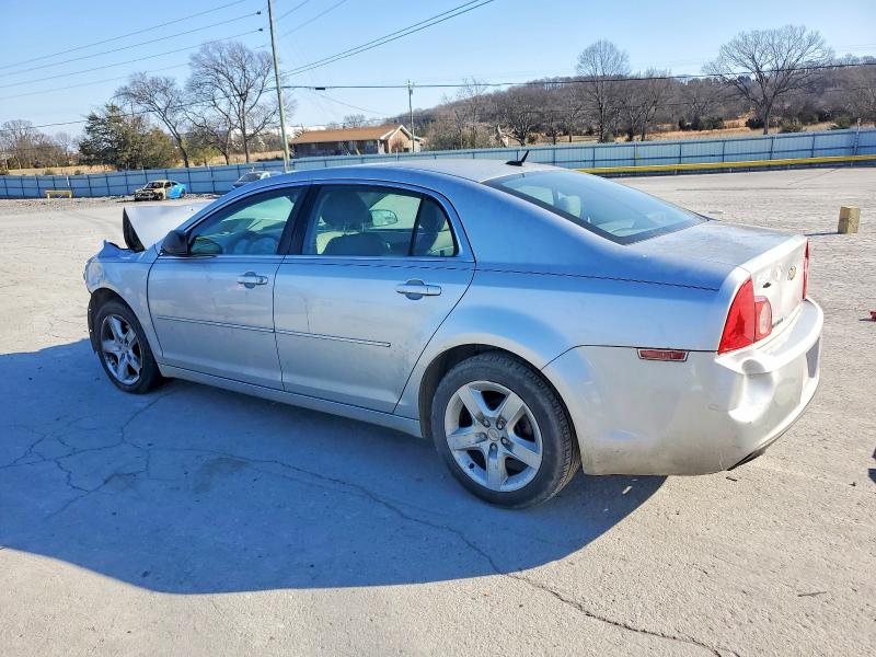 Zdjęcie 2 z aukcji – 2011 CHEVROLET MALIBU z VIN 1G1ZB5E16BF176138