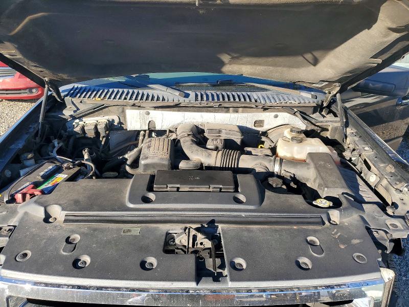Photo 12 from auction – 2011 FORD EXPEDITION with VIN 1FMJK1H55BEF33905