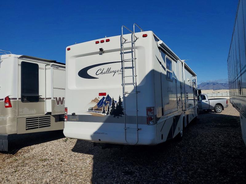 Photo 4 from auction – 2003 DAMON CHALLENGER with VIN 5B4MP67G023355244