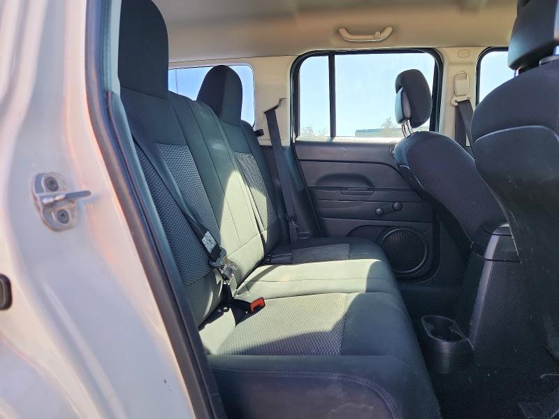 Photo 11 from auction – 2010 JEEP PATRIOT with VIN 1J4NT2GA3AD639646