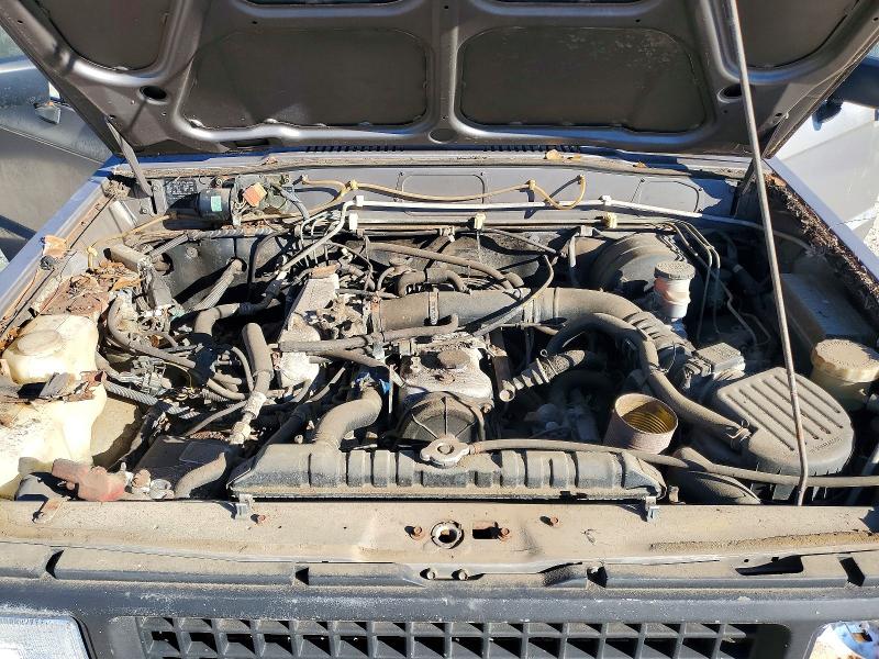 Photo 11 from auction – 1988 ISUZU TROOPER II with VIN JAACH18E4J7801459