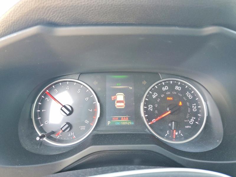 Photo 9 from auction – 2019 TOYOTA RAV4 with VIN JTMH1RFV9KD024073