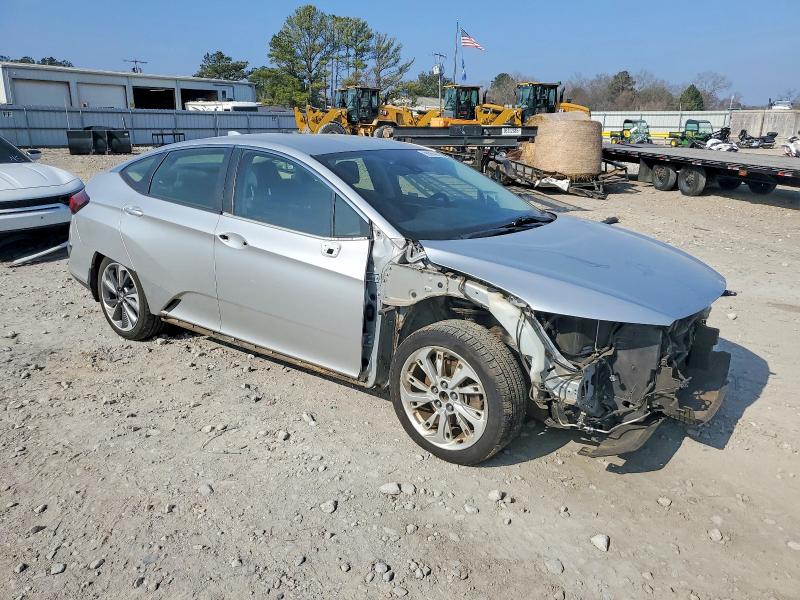 Photo 4 from auction – 2018 HONDA CLARITY with VIN JHMZC5F18JC014027