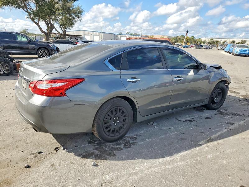 Photo 3 from auction – 2016 NISSAN ALTIMA 2.5 with VIN 1N4AL3AP2GC253649