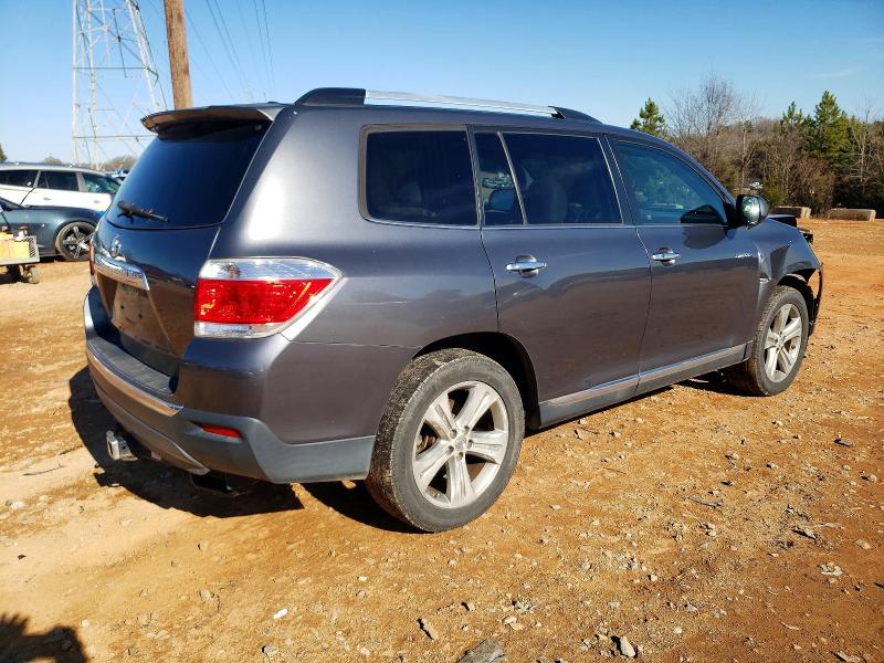 Photo 3 from auction – 2011 TOYOTA HIGHLANDER with VIN 5TDDK3EH8BS084712