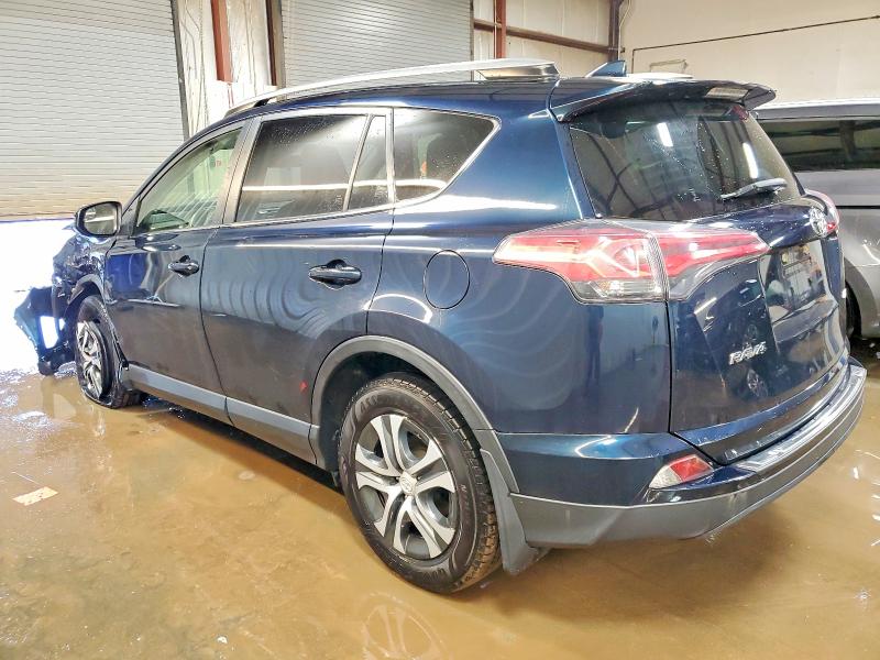 Photo 2 from auction – 2018 TOYOTA RAV4 LE with VIN JTMZFREV6JJ174536