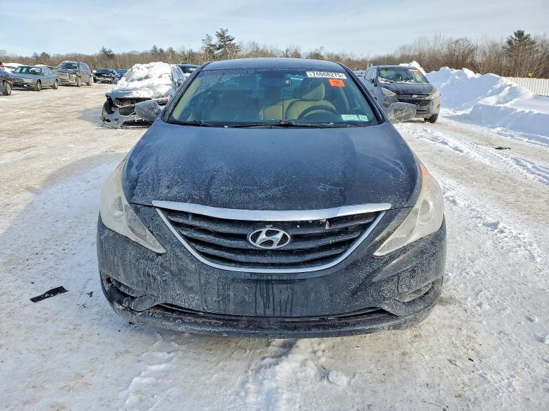 Photo 5 from auction – 2012 HYUNDAI SONATA with VIN 5NPEB4AC7CH365301