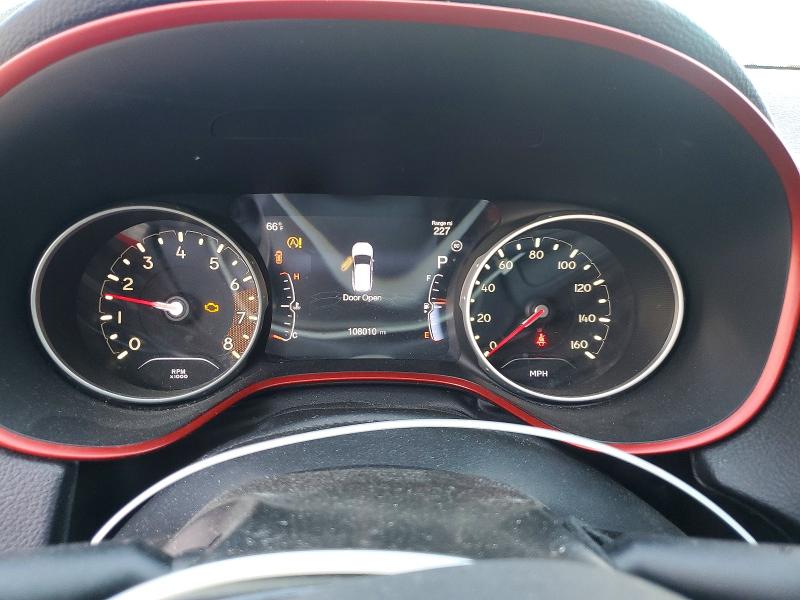 Photo 9 from auction – 2018 JEEP COMPASS with VIN 3C4NJDDB6JT481902