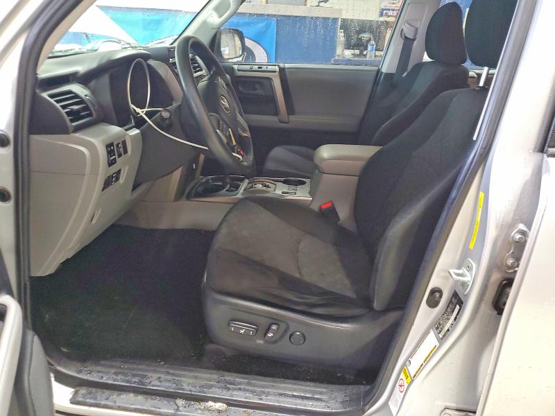 Photo 7 from auction – 2010 TOYOTA 4RUNNER SR with VIN JTEBU5JR5A5022647