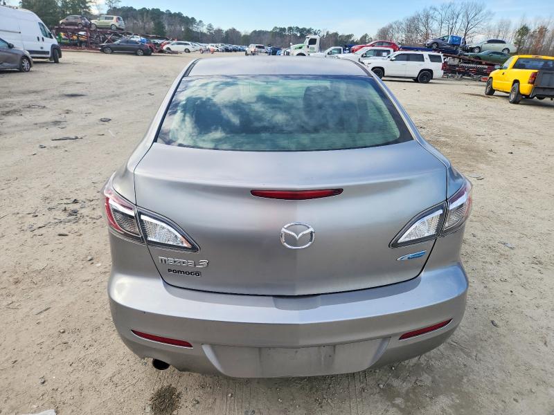 Photo 6 from auction – 2013 MAZDA 3 with VIN JM1BL1V72D1820298