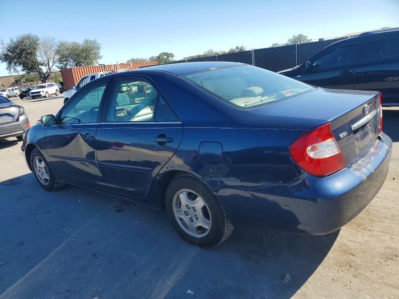 Photo 2 from auction – 2003 TOYOTA CAMRY LE with VIN 4T1BF30KX3U050018