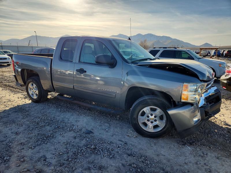 Photo 4 from auction – 2008 CHEVROLET SILVERADO with VIN 1GCEK19J78Z208675