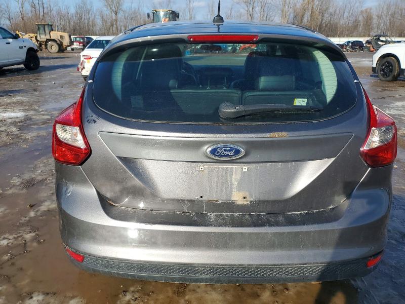 Photo 6 from auction – 2014 FORD FOCUS SE with VIN 1FADP3K28EL107354