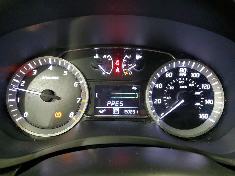 Photo 9 from auction – 2014 NISSAN SENTRA with VIN 3N1AB7AP6EY300287
