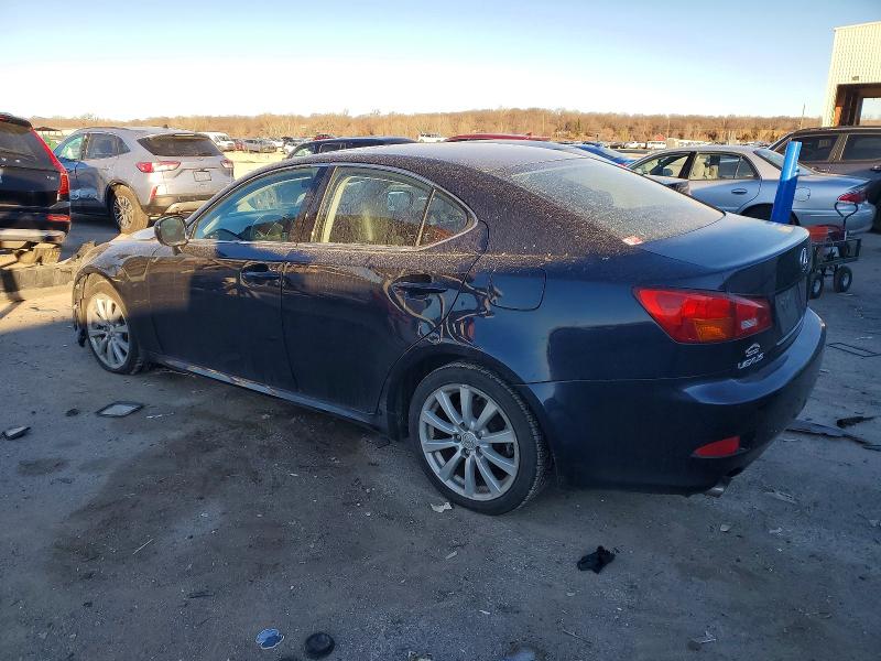 Photo 2 from auction – 2006 LEXUS IS 250 with VIN JTHCK262165000112