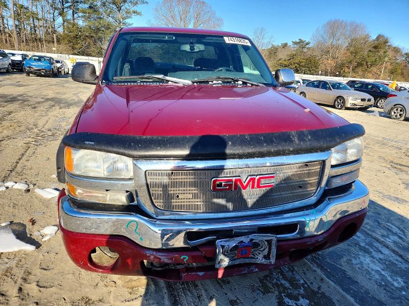 Foto 5 de la subasta – 2004 GMC NEW SIERRA con VIN 2GTEK19TX41317247