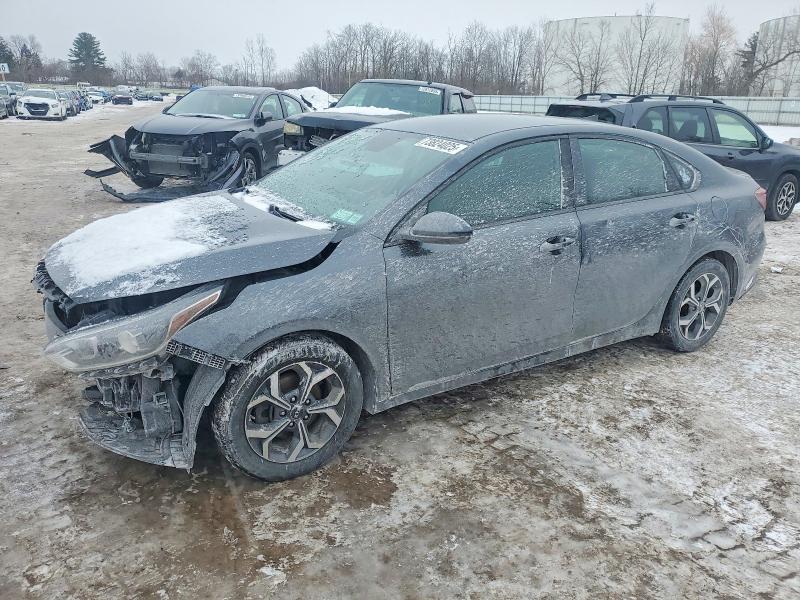 KIA FORTE 2019 with VIN 3KPF24AD4KE098716 - Photo from auction