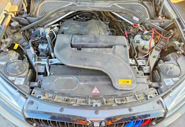 Photo 11 from auction – 2016 BMW X5 XDR40E with VIN 5UXKT0C58G0S76152