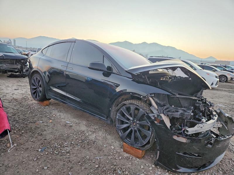 Photo 4 from auction – 2022 TESLA MODEL X with VIN 7SAXCBE69NF345294
